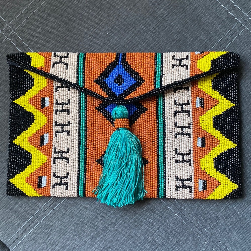 Colorful beaded clutch. EUC!  Brand unknown.